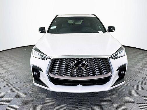 2025 INFINITI QX55 LUXE
