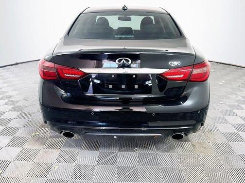 2022 INFINITI Q50 LUXE