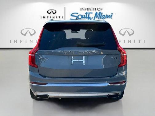 2021 Volvo XC90 T6 Inscription 7 Passenger