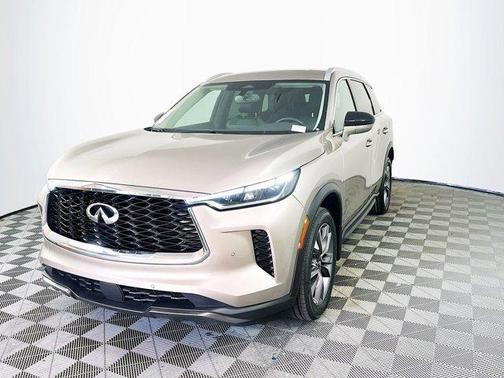 2022 INFINITI QX60 Luxe