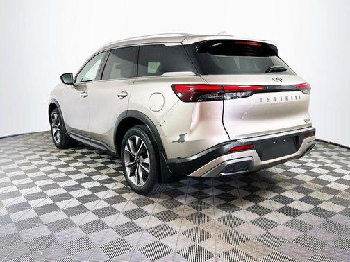 2022 INFINITI QX60 Luxe