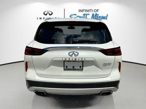 2022 INFINITI QX50 Luxe