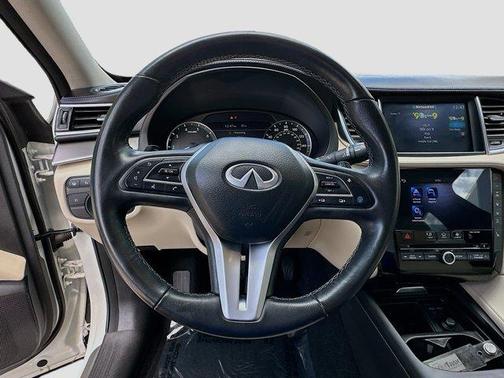 2022 INFINITI QX50 Luxe
