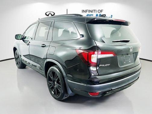 2022 Honda Pilot Black Edition