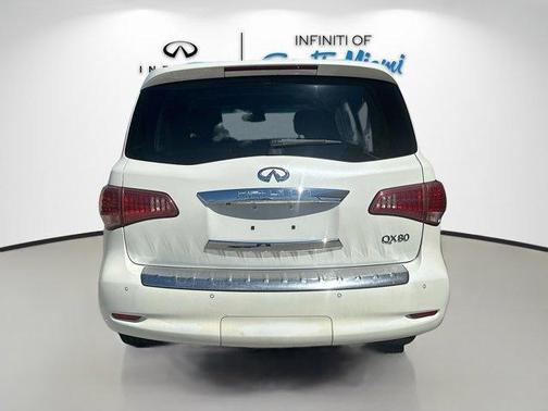 2017 INFINITI QX80 Base
