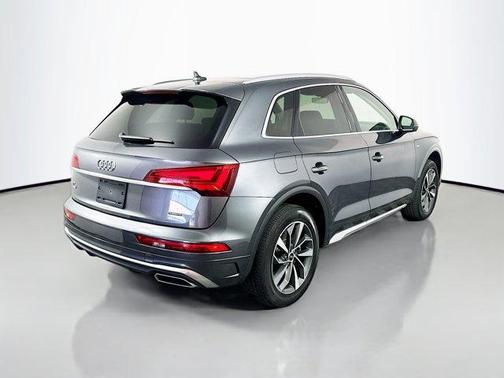 2023 Audi Q5 45 S line Premium Plus