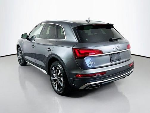 2023 Audi Q5 45 S line Premium Plus