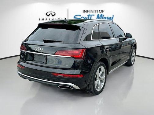 2024 Audi Q5 45 S line quattro Premium