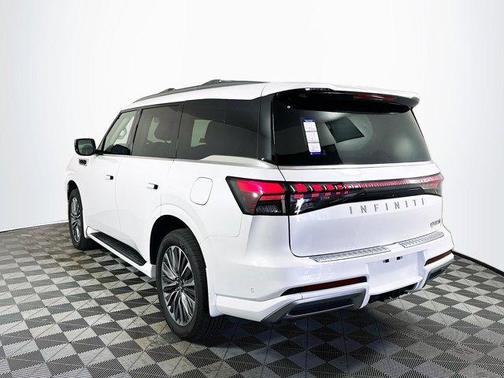 2025 INFINITI QX80 SENSORY