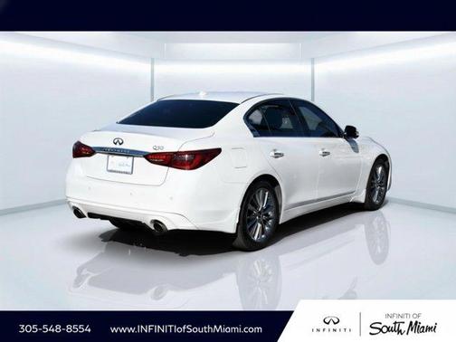2023 INFINITI Q50 LUXE