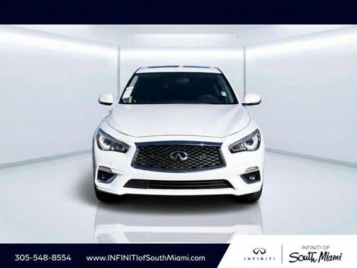 2023 INFINITI Q50 LUXE