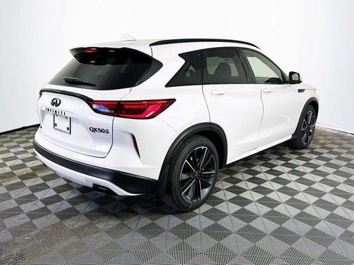 2025 INFINITI QX50 SPORT