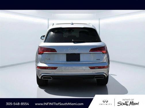 Florett Silver Metallic 2023 Audi Q5 45 S line quattro Premium