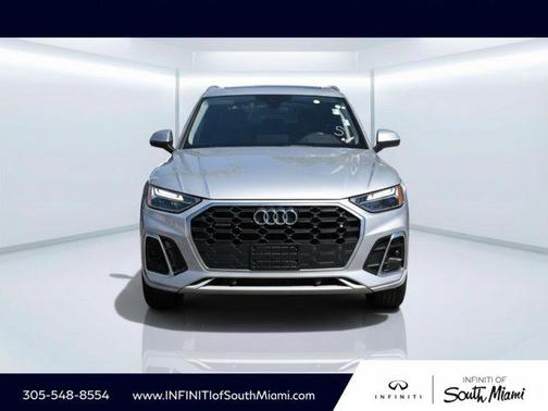 Florett Silver Metallic 2023 Audi Q5 45 S line quattro Premium