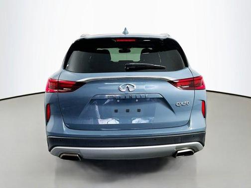2022 INFINITI QX50 Luxe