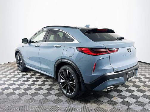 2025 INFINITI QX55 LUXE