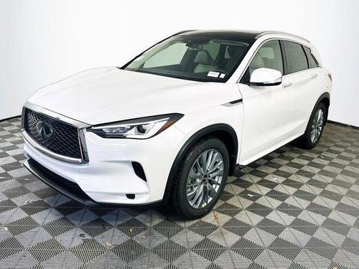 2025 INFINITI QX50 Luxe
