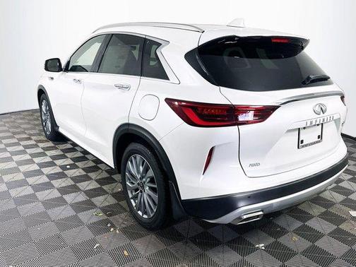 2025 INFINITI QX50 Luxe