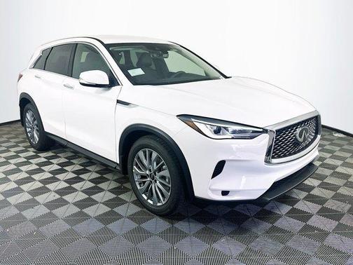 2025 INFINITI QX50 Pure