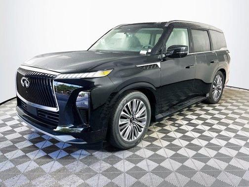2025 INFINITI QX80 Luxe