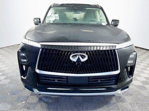 2025 INFINITI QX80 Luxe