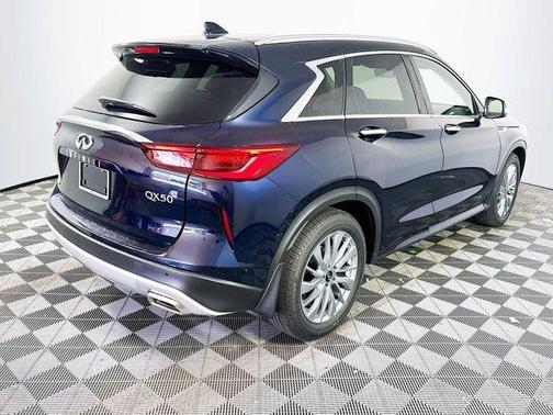 2025 INFINITI QX50 Luxe
