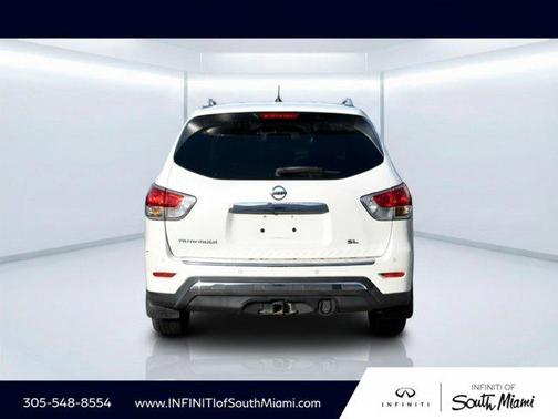 2016 Nissan Pathfinder SL