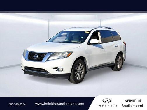 2016 Nissan Pathfinder SL