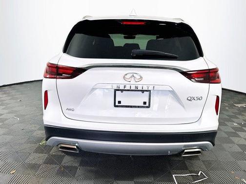 2025 INFINITI QX50 Luxe