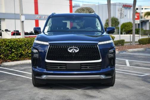 2025 INFINITI QX80 Luxe