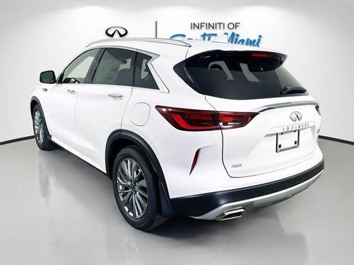 2025 INFINITI QX50 Luxe