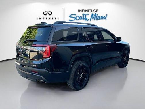 2022 GMC Acadia AT4