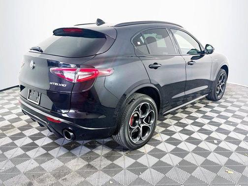 2024 Alfa Romeo Stelvio Veloce