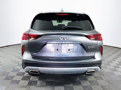 2025 INFINITI QX50 Luxe