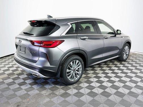 2025 INFINITI QX50 Luxe