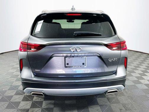 2025 INFINITI QX50 Luxe