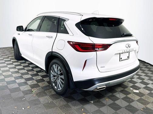 2025 INFINITI QX50 Luxe