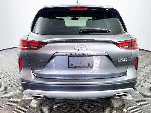 2025 INFINITI QX50 Luxe