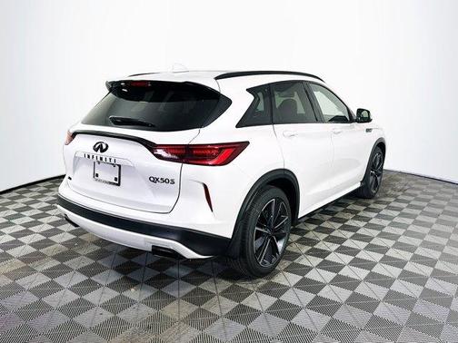2025 INFINITI QX50 SPORT