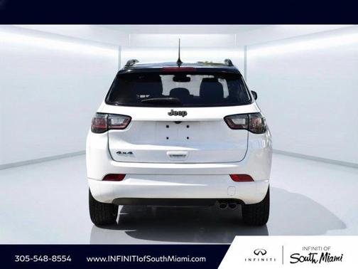 Bright White Clearcoat 2022 Jeep Compass Altitude