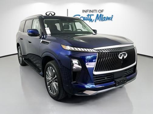 2025 INFINITI QX80 LUXE