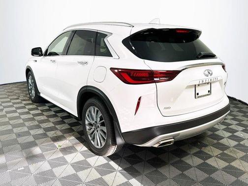 2025 INFINITI QX50 Luxe