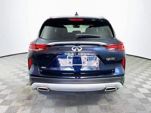 2025 INFINITI QX50 Luxe