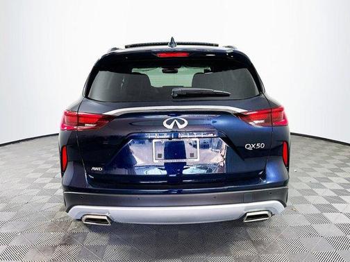 2025 INFINITI QX50 Luxe