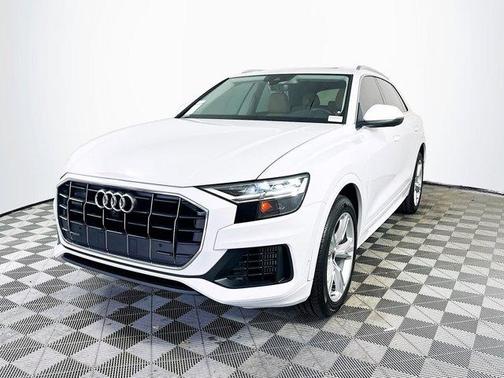 2021 Audi Q8 Premium