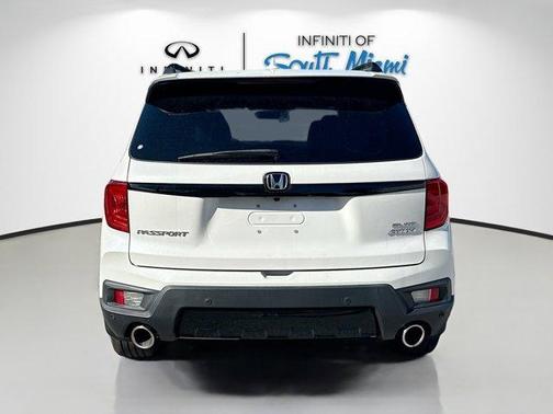 2023 Honda Passport Elite