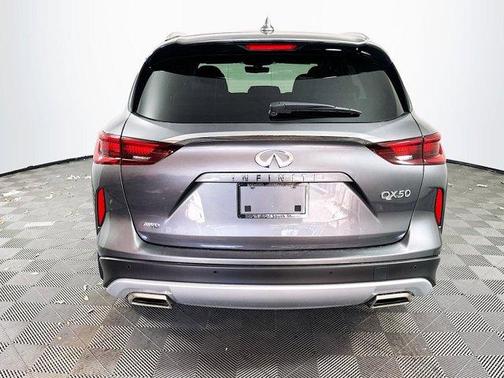 2025 INFINITI QX50 Luxe