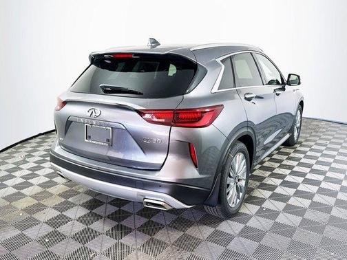 2025 INFINITI QX50 Luxe