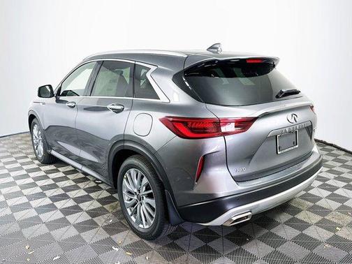 2025 INFINITI QX50 Luxe