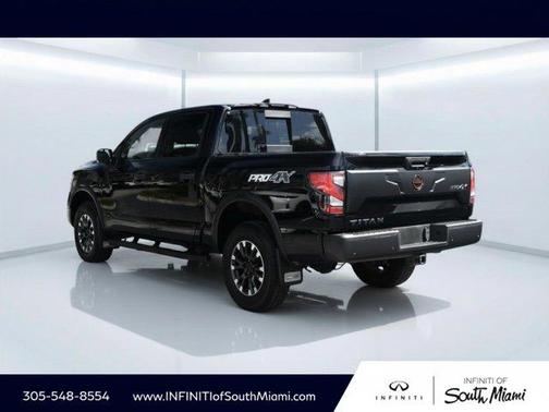 2024 Nissan Titan PRO-4X